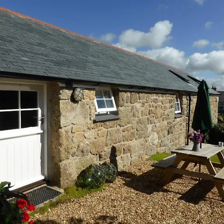 Bleujenn Barn, Delightful Near Stunning And Walks Apartamento *